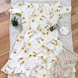 Hint of Blush | Floral dress